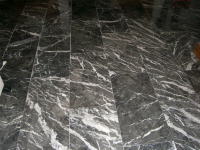 Pavimento di marmo Grigio Carnico